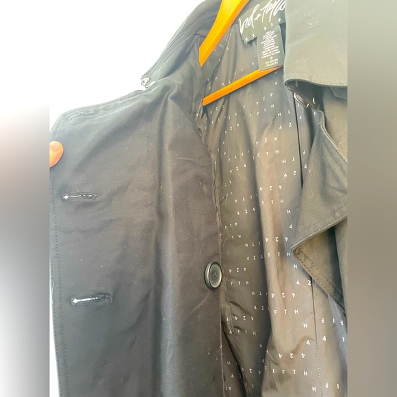 Lord and Taylor Double-breasted trench coat - Picture 6 of 7